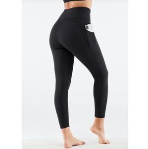 Fabletics Pureluxe Oasis Black High Rise Pocket 7/8 Leggings